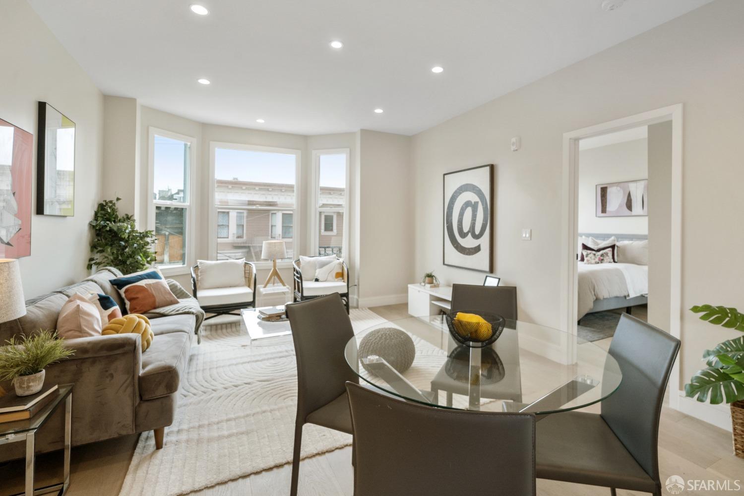 1492 Larkin Street Unit: 7