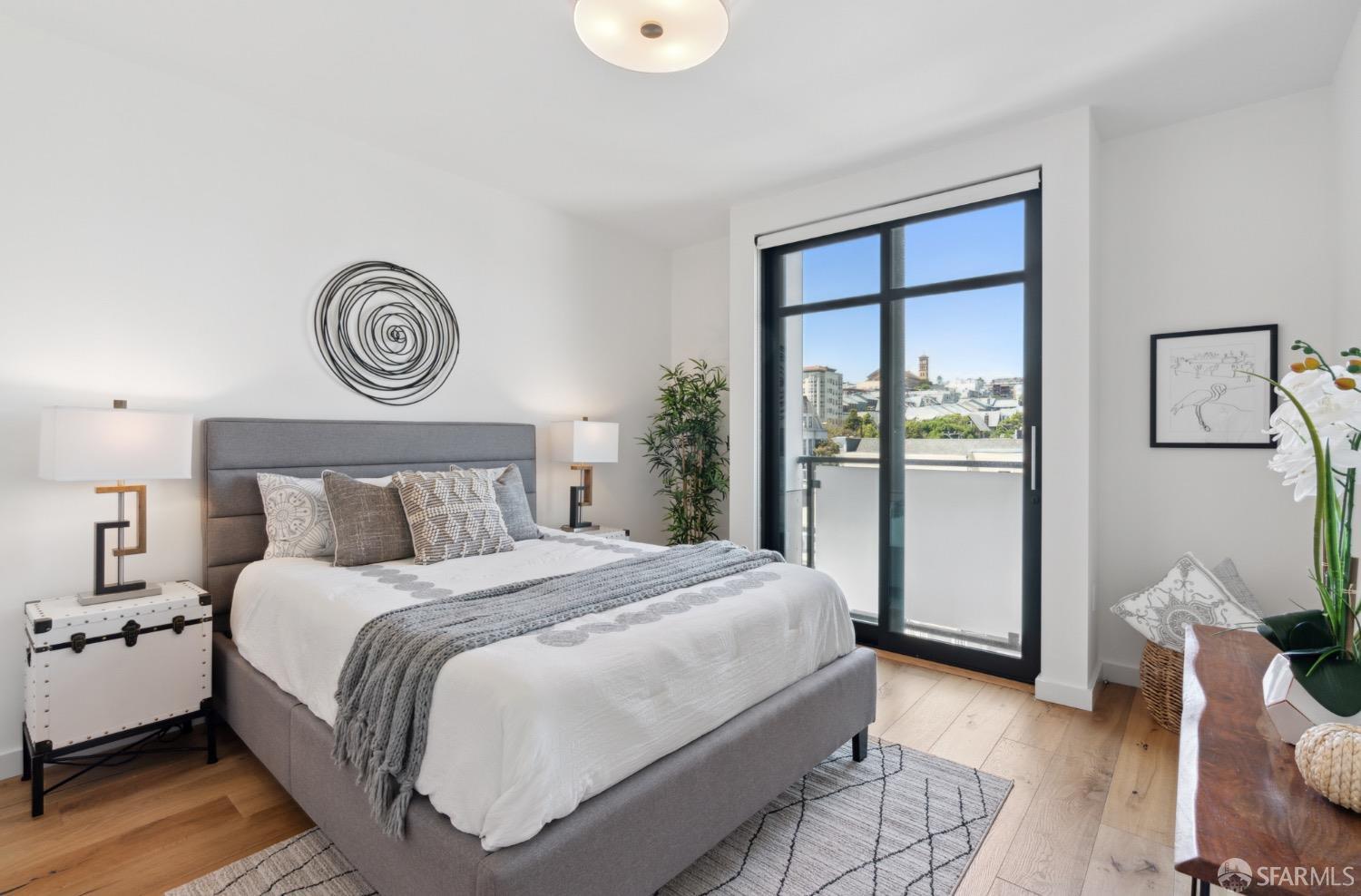 580 Hayes Street Unit: 504