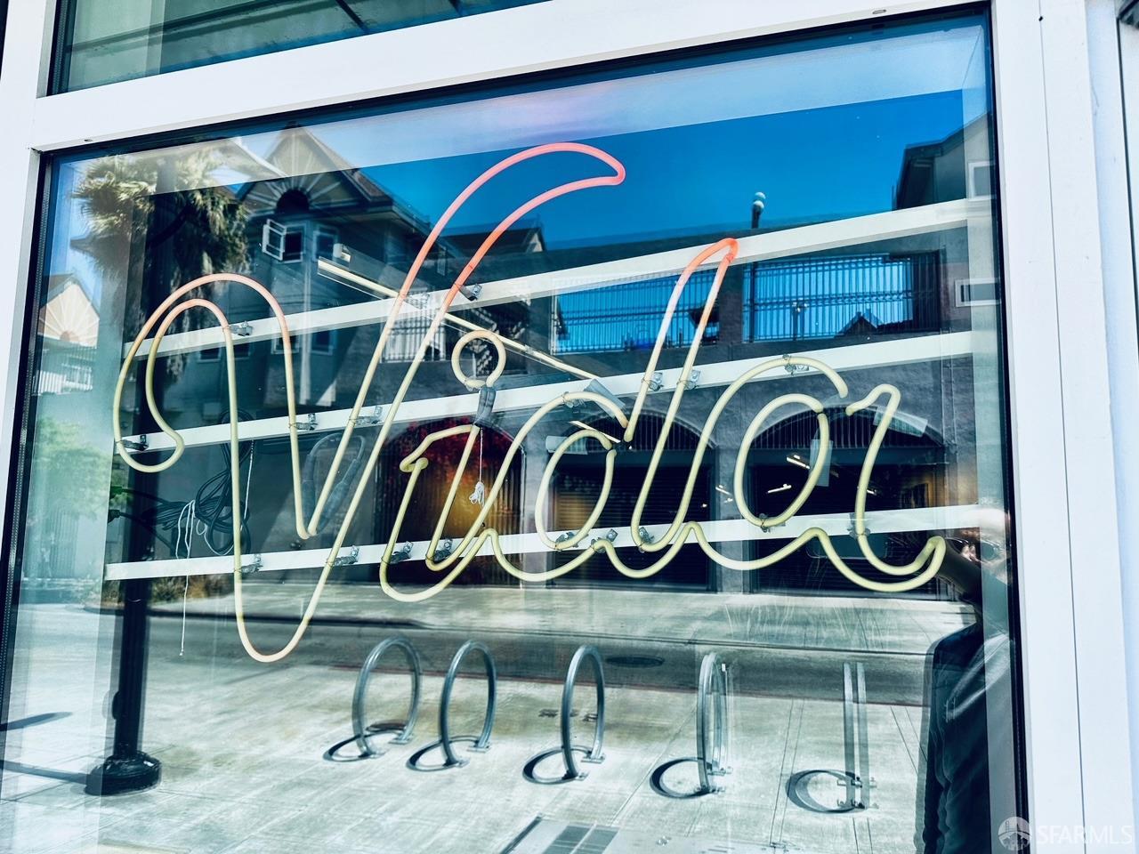 45 Bartlett Street Unit: 713