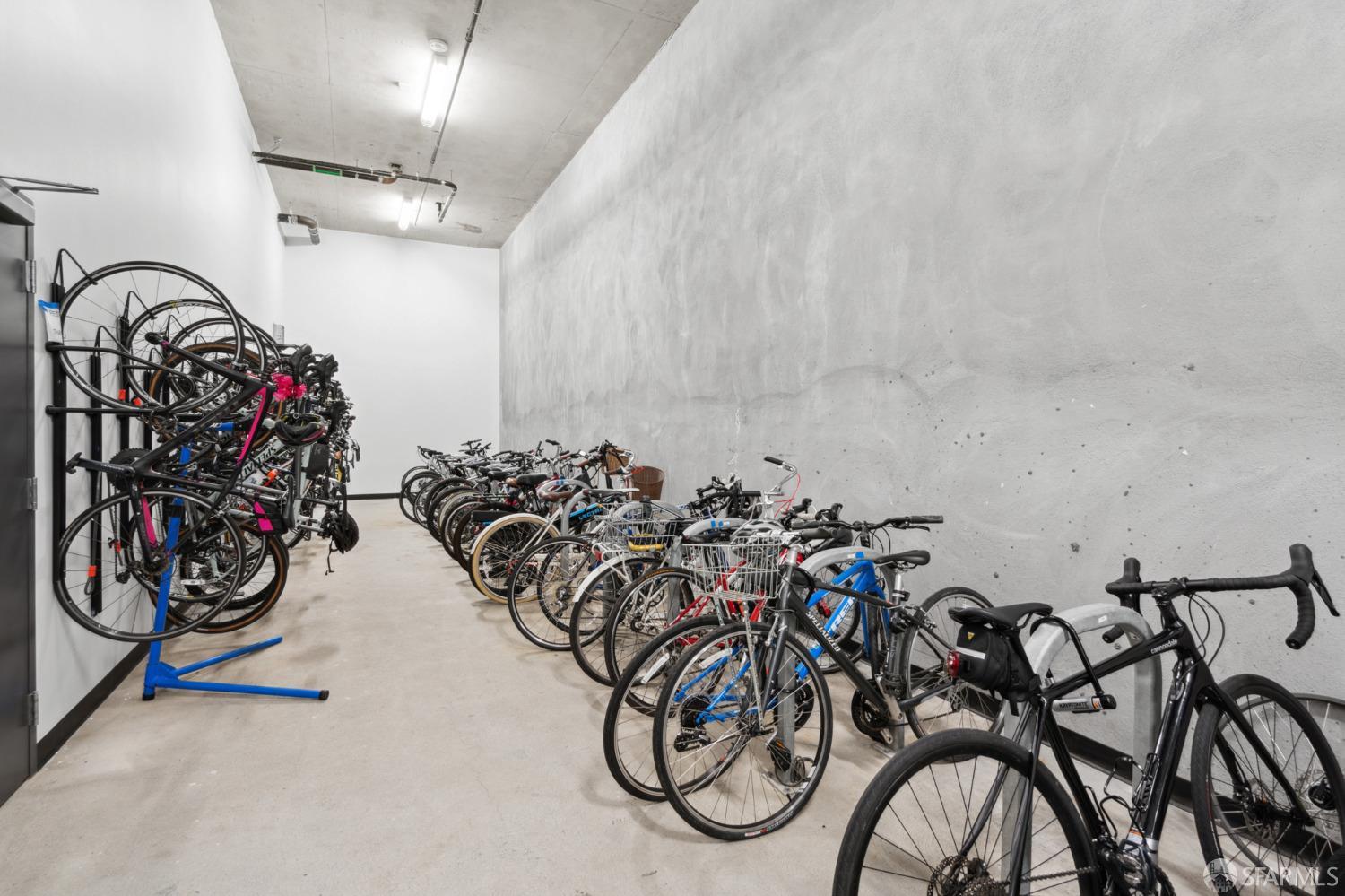 45 Bartlett Street Unit: 713