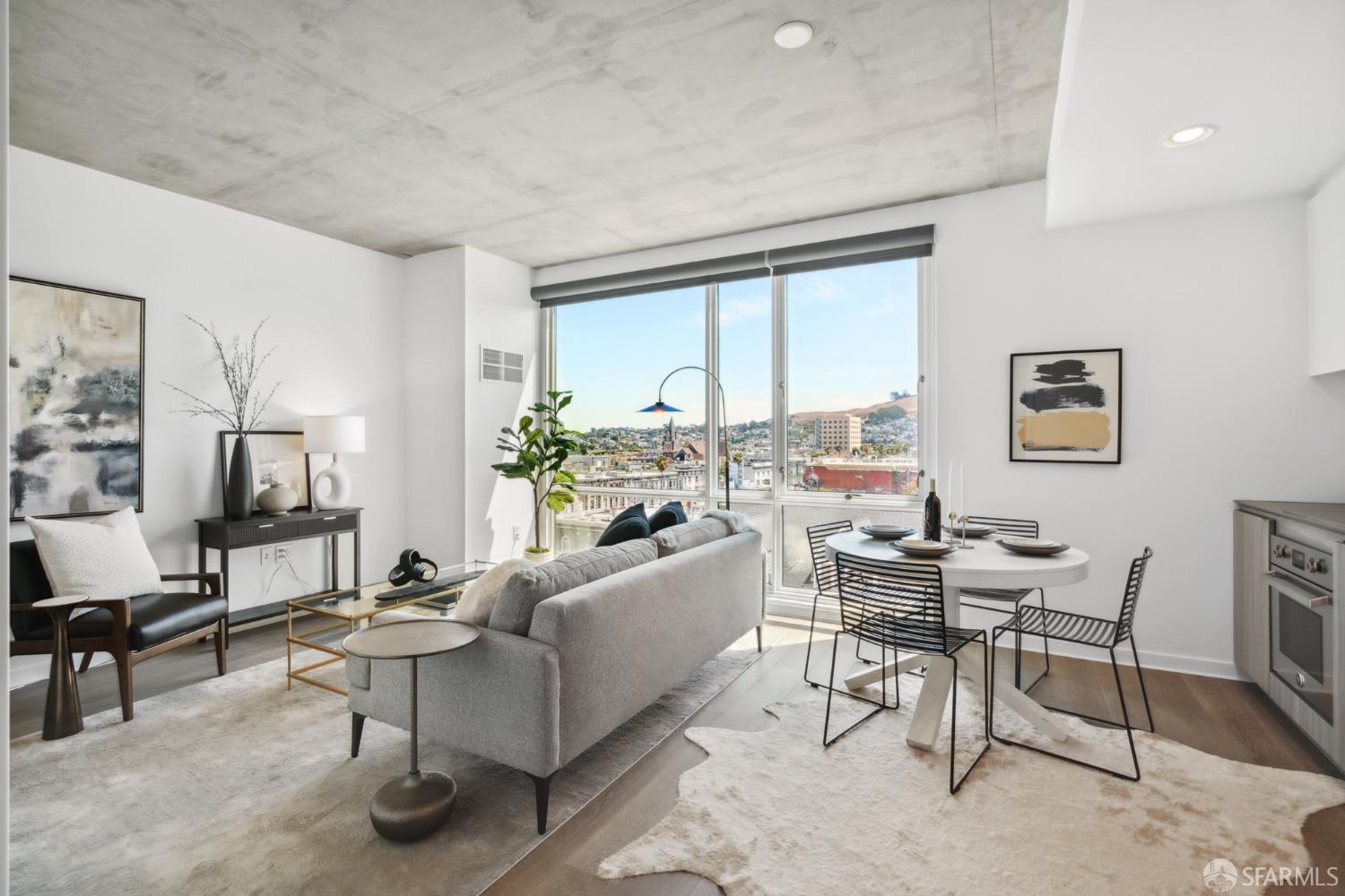 45 Bartlett Street Unit: 713