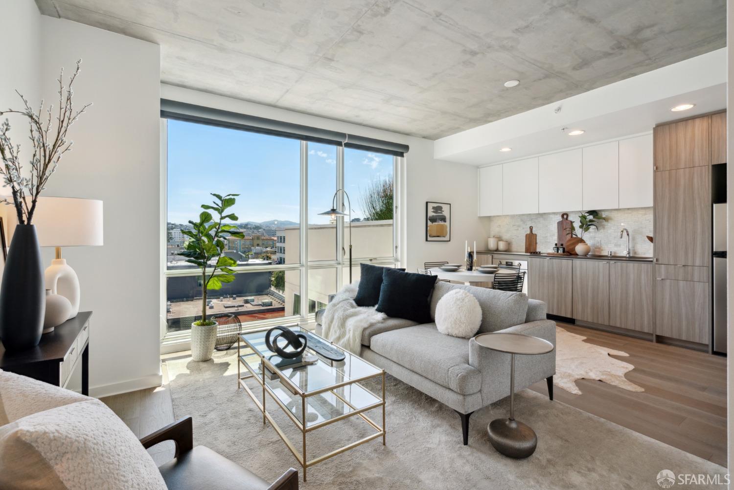 45 Bartlett Street Unit: 713