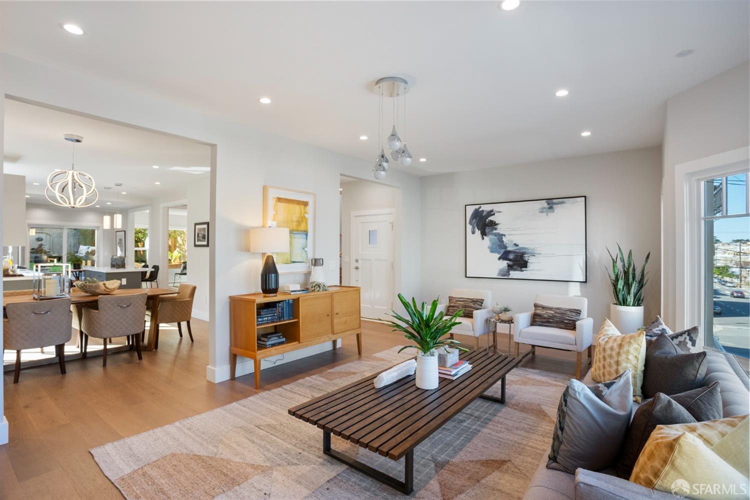 1935 Cabrillo Street