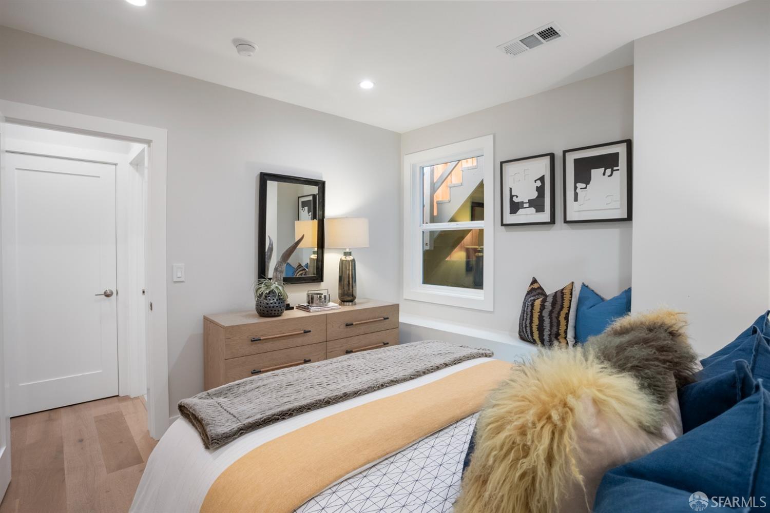 1935 Cabrillo Street