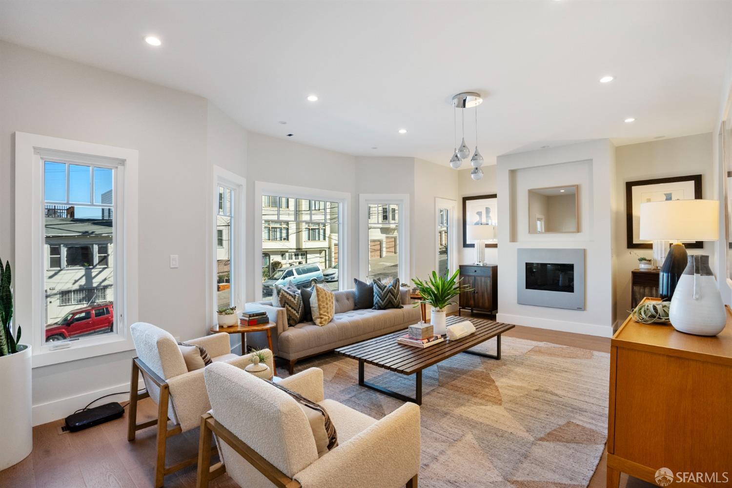 1935 Cabrillo Street