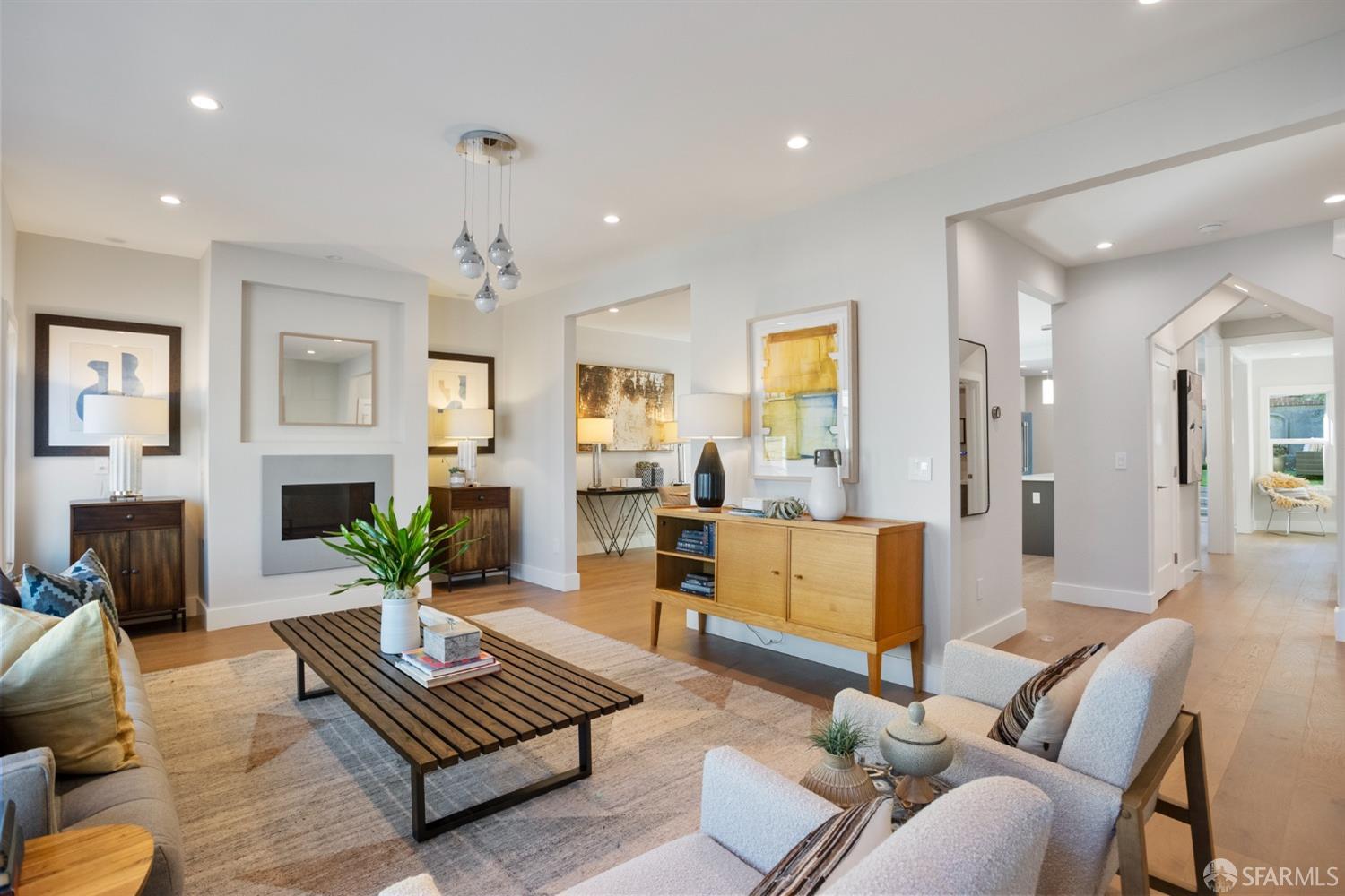 1935 Cabrillo Street