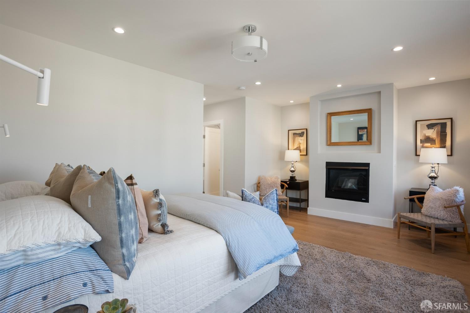 1935 Cabrillo Street