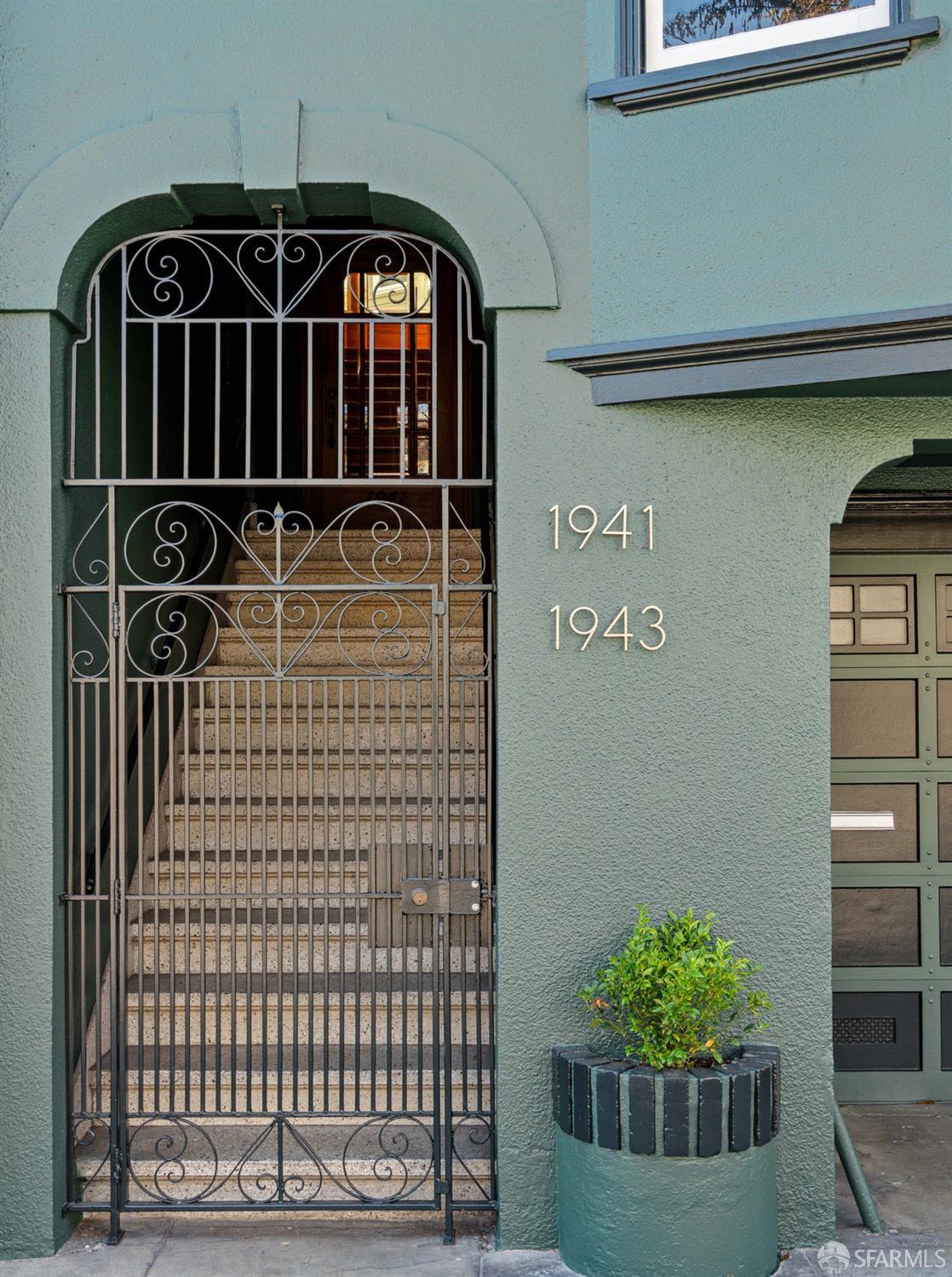 1941 Grove Street