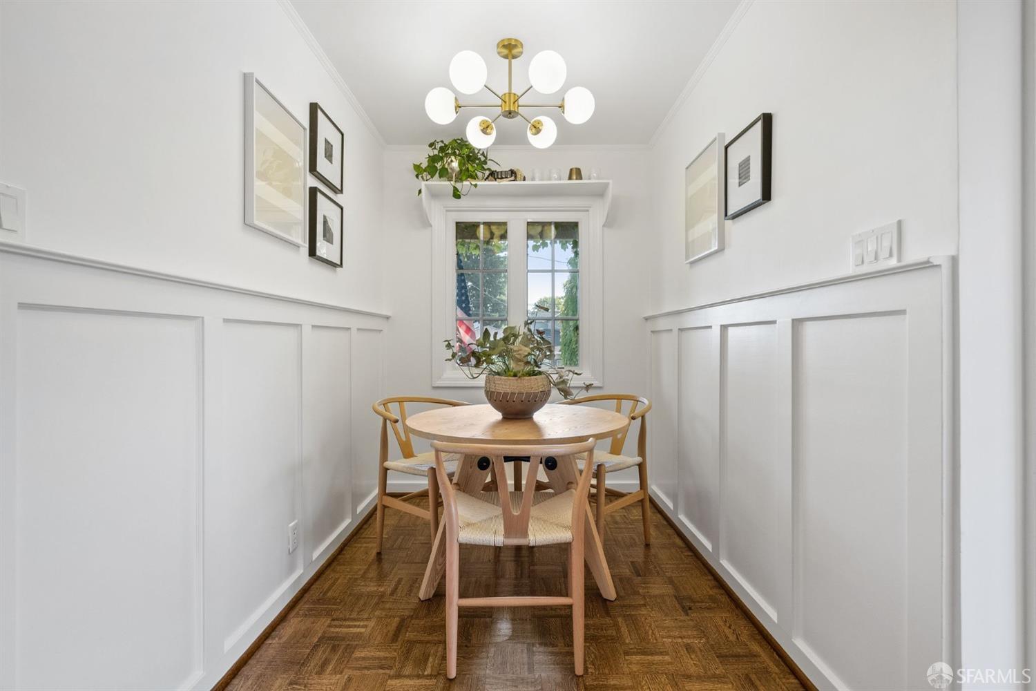 2842 Fernwood Street