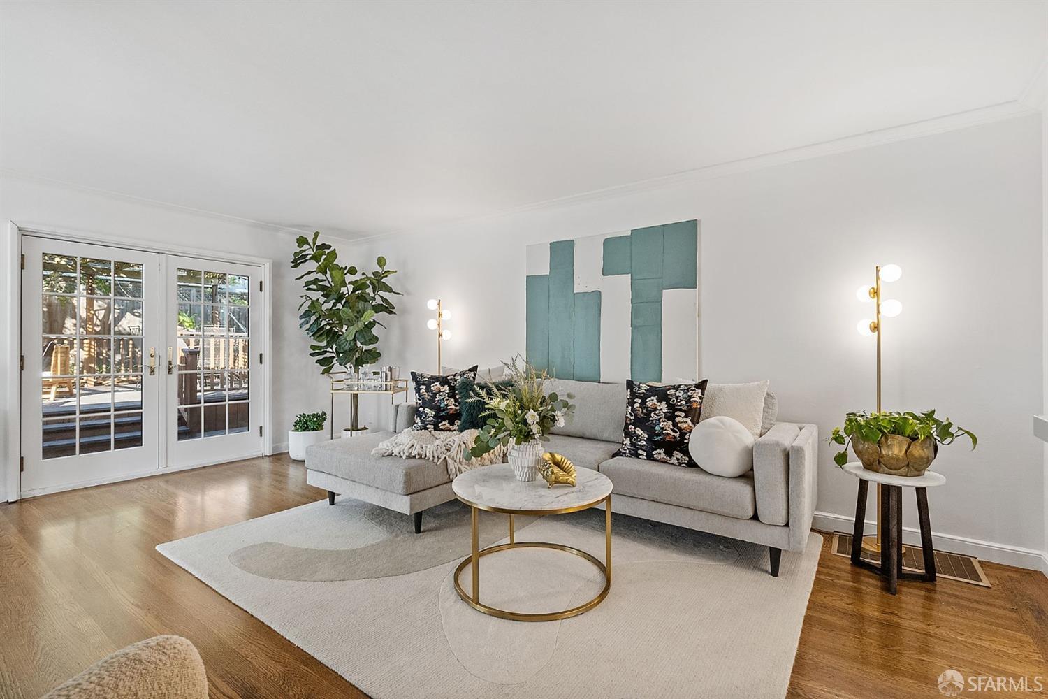 2842 Fernwood Street