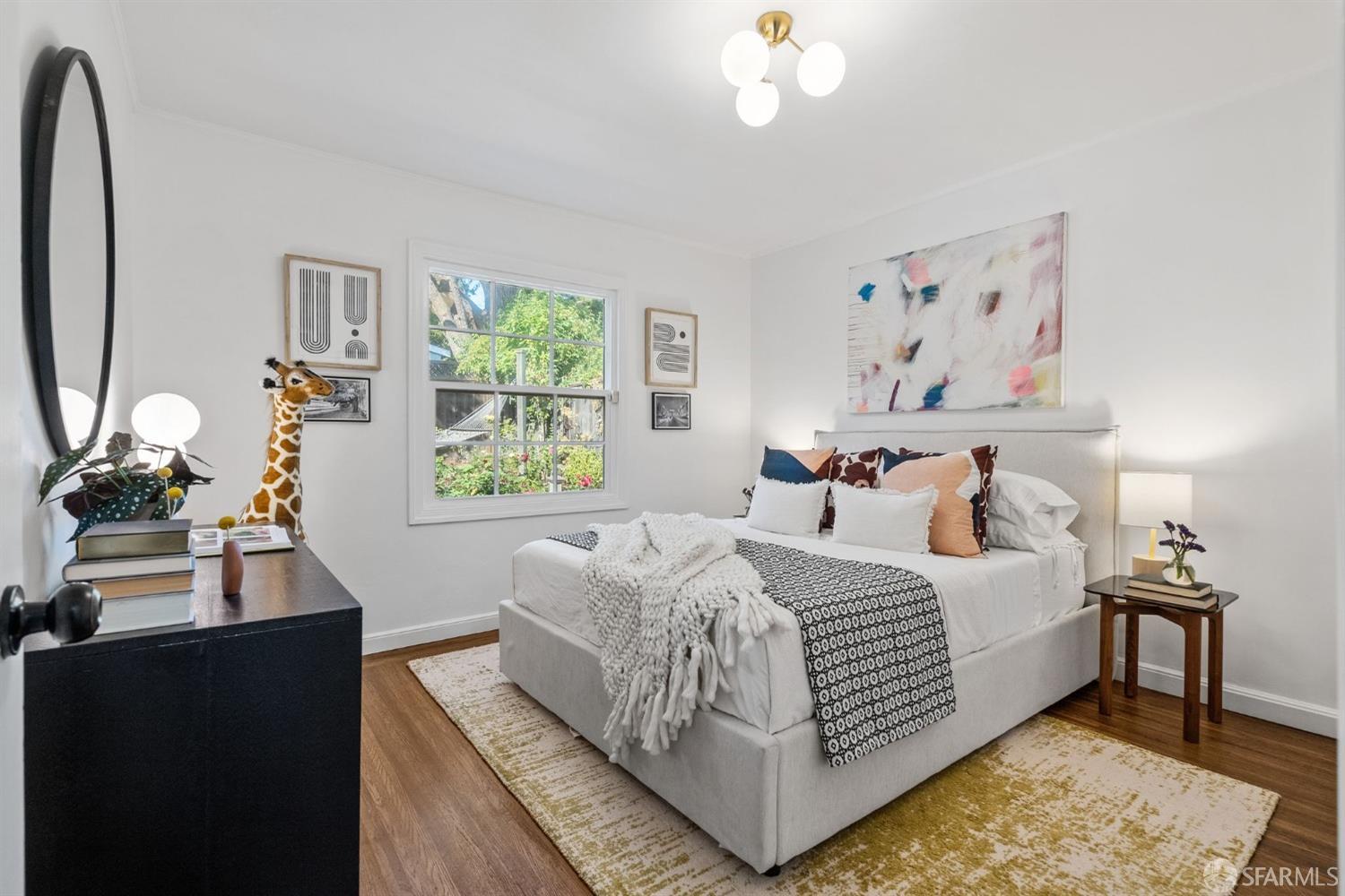 2842 Fernwood Street