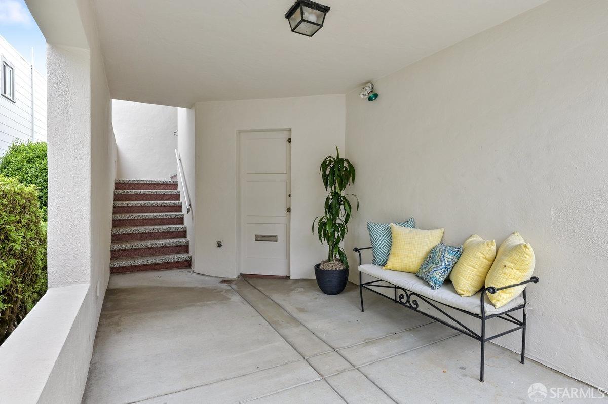 30 Rockaway Avenue