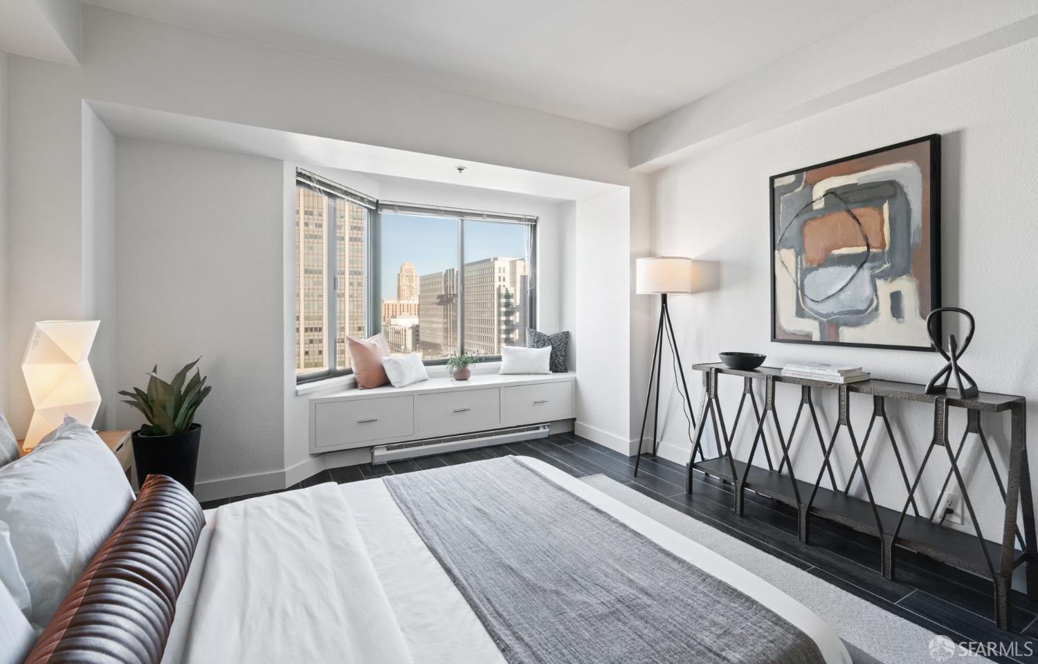 601 Van Ness Avenue Unit: 801