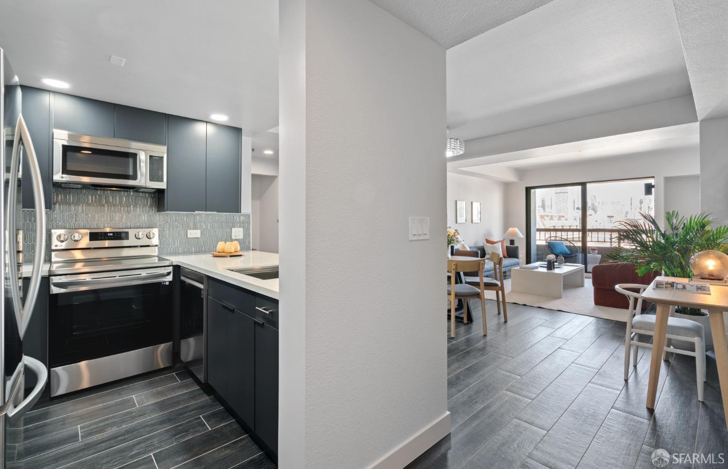 601 Van Ness Avenue Unit: 801