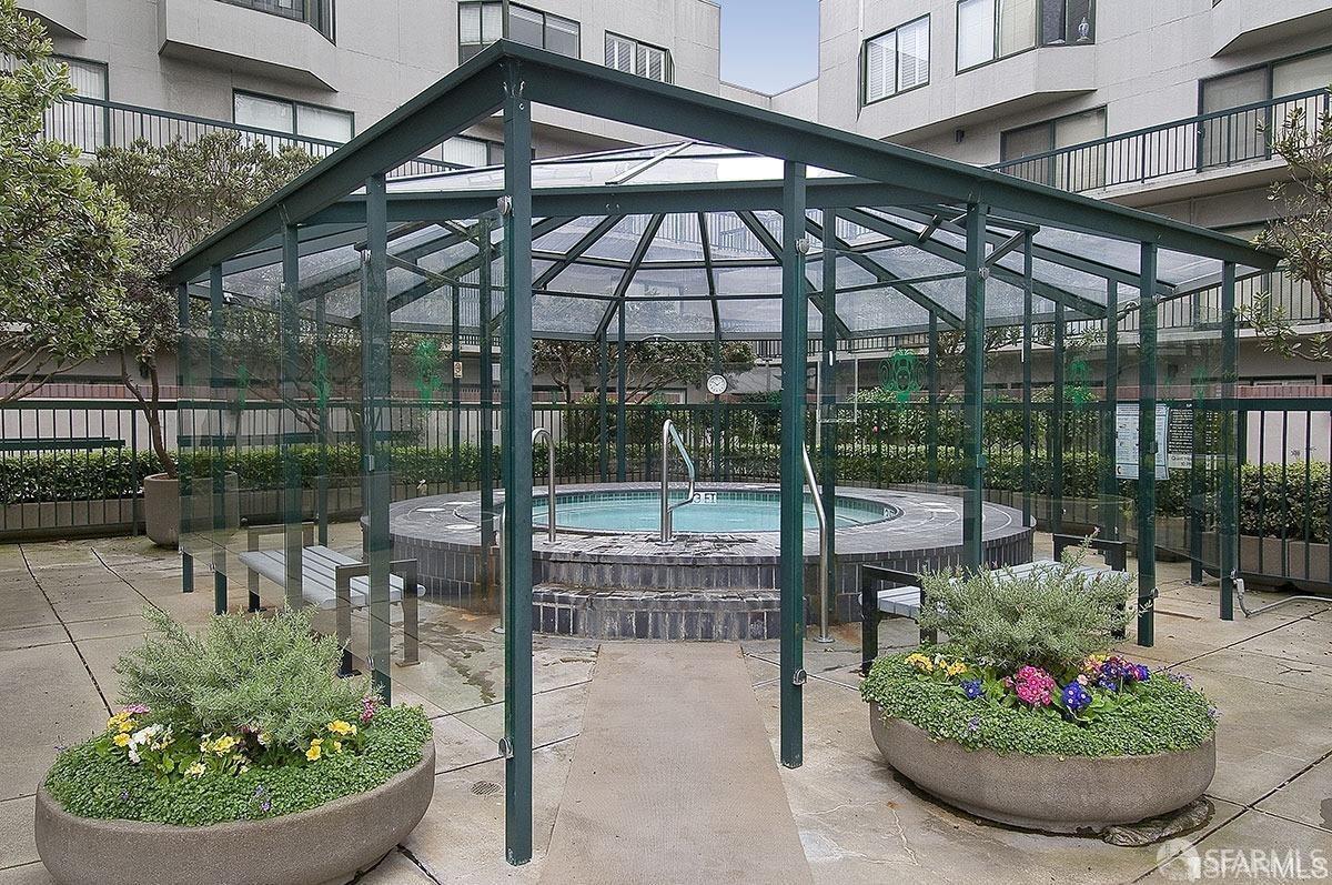 601 Van Ness Avenue Unit: 801