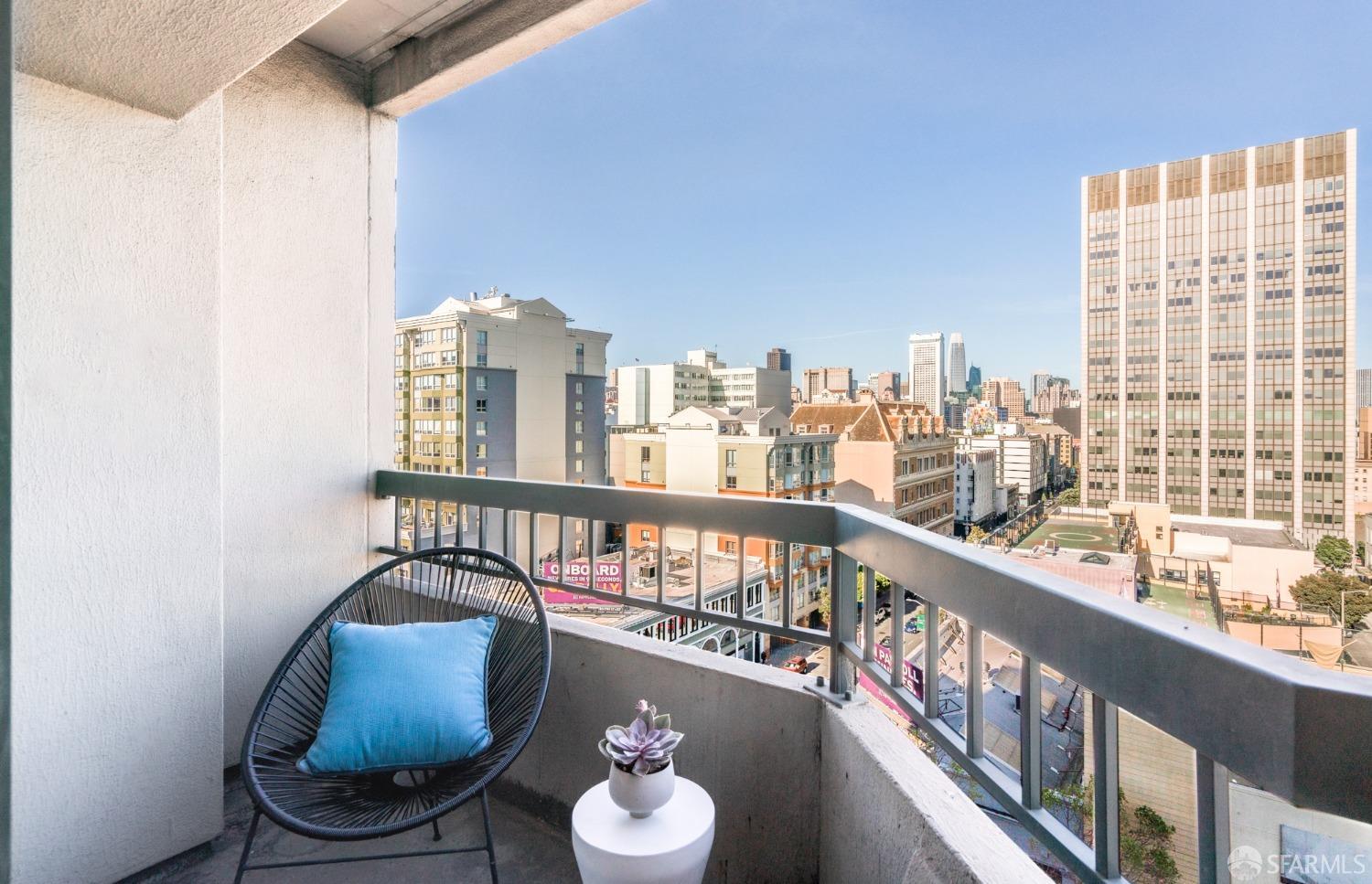 601 Van Ness Avenue Unit: 801