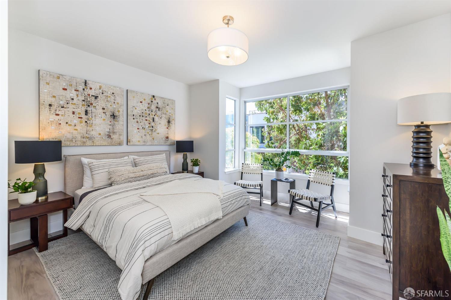 638 19th Street Unit: 8