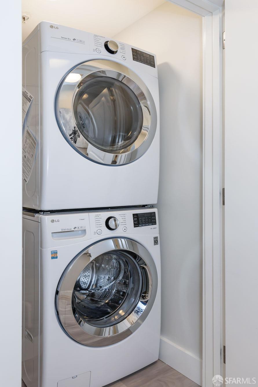 638 19th Street Unit: 8