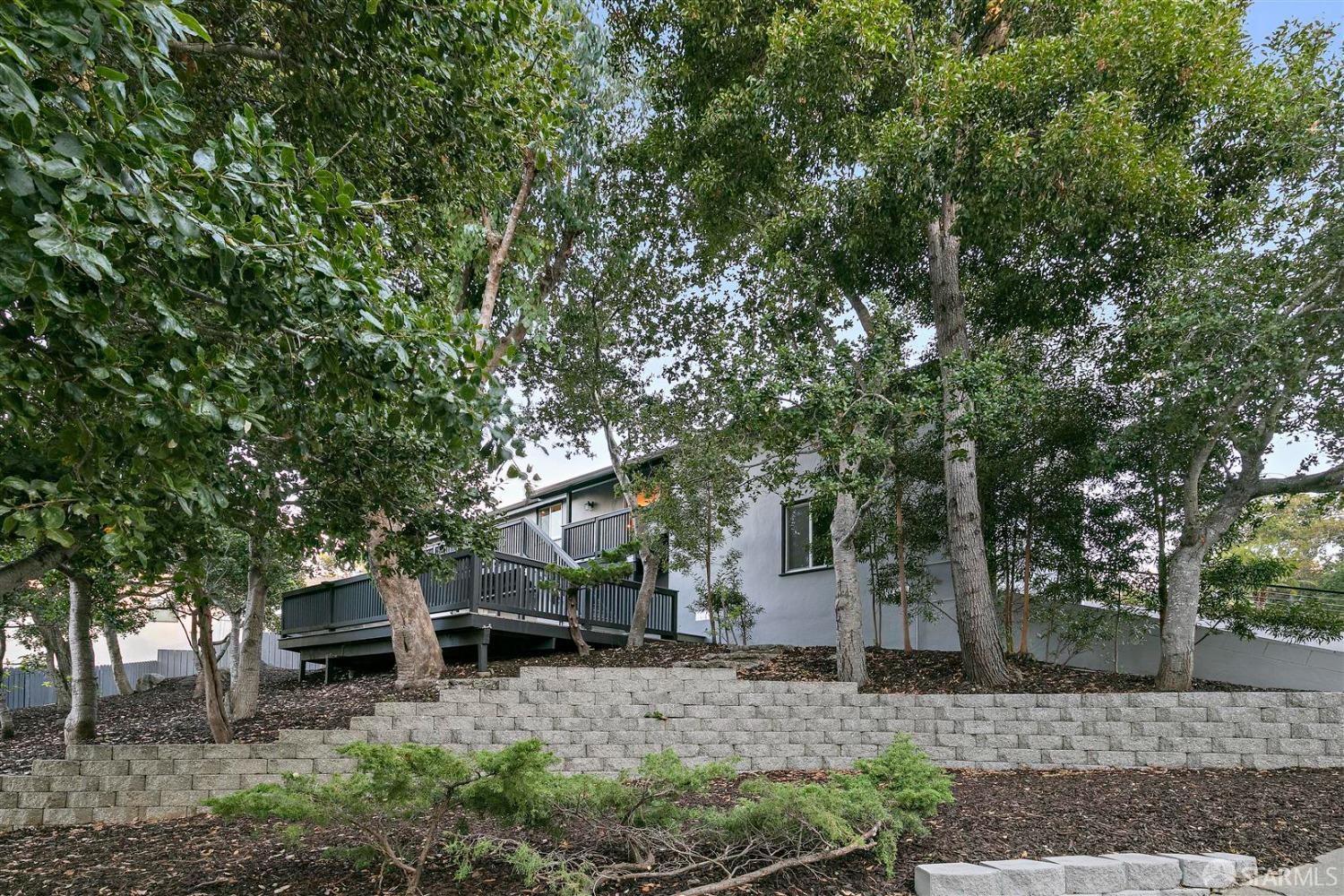 760 Santa Margarita Avenue