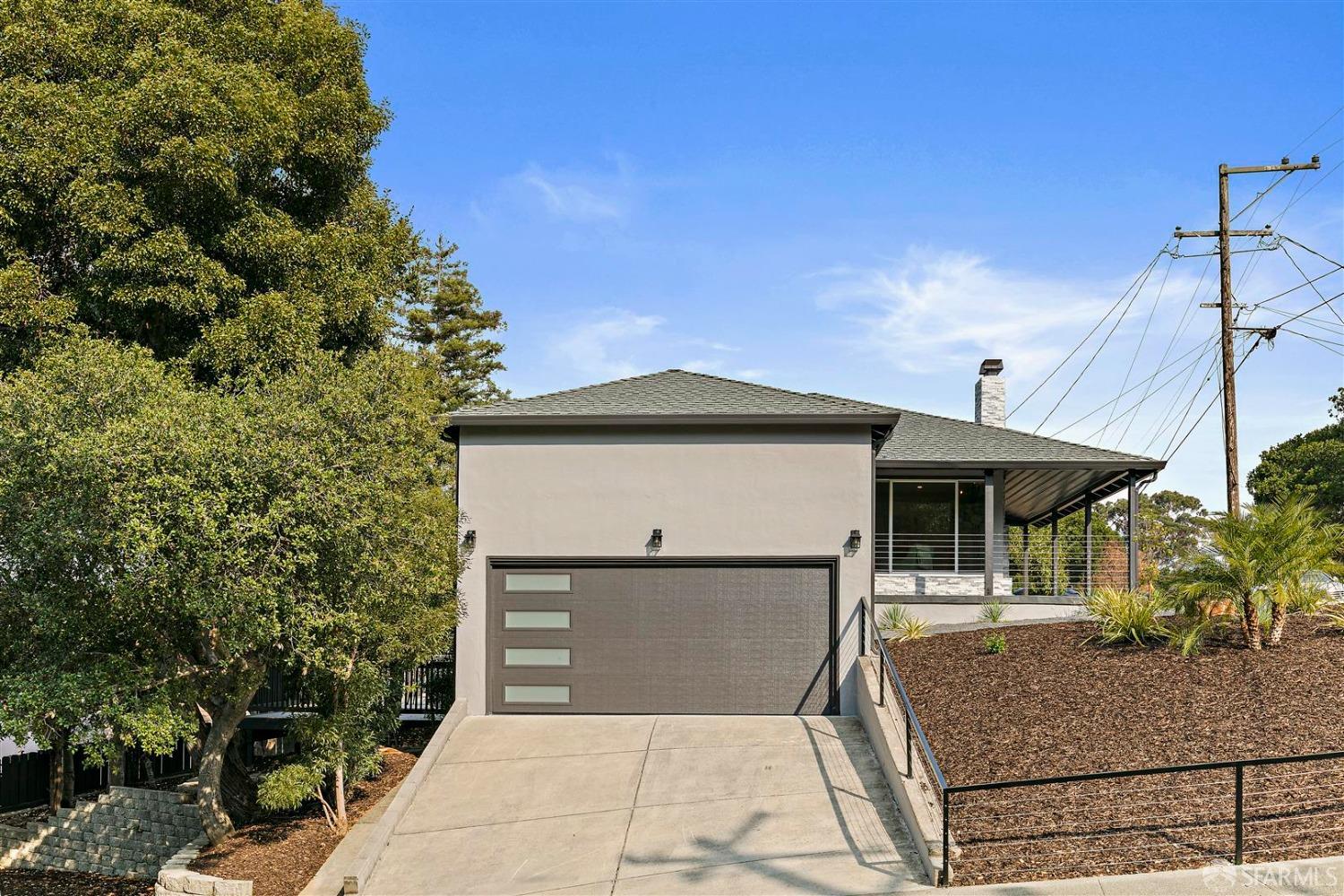 760 Santa Margarita Avenue