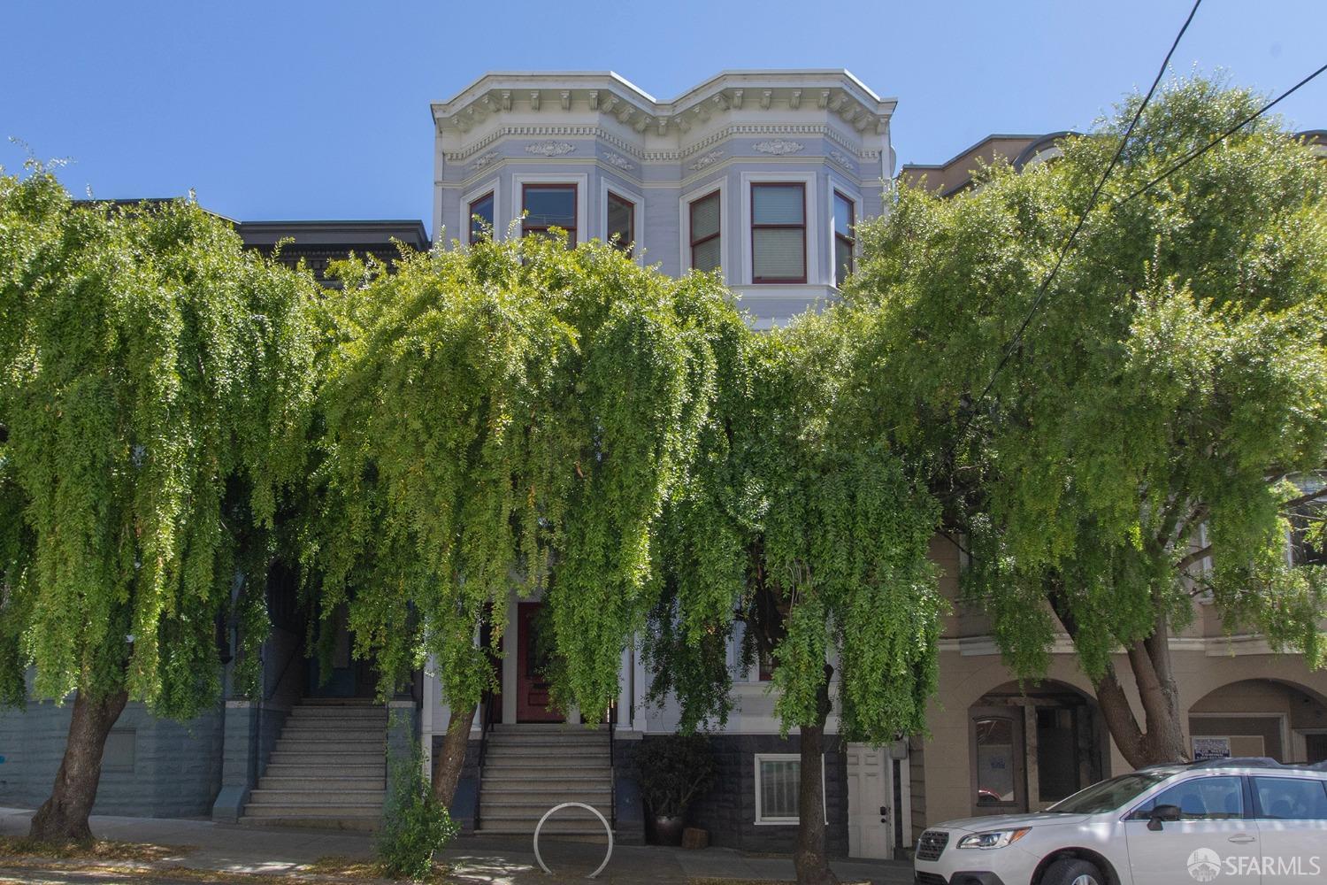 228 Shrader Street