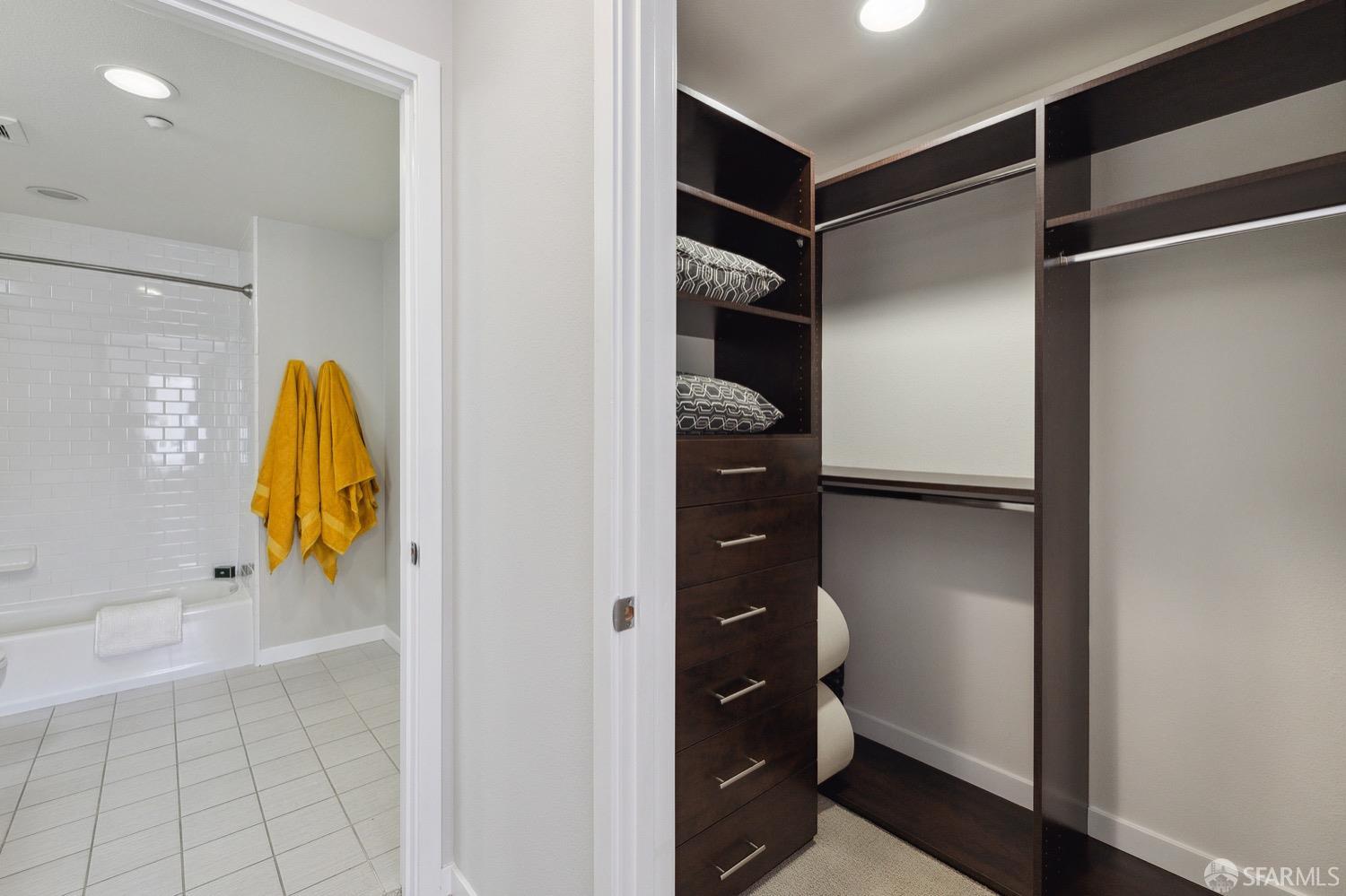 555 Bartlett Street Unit: 308