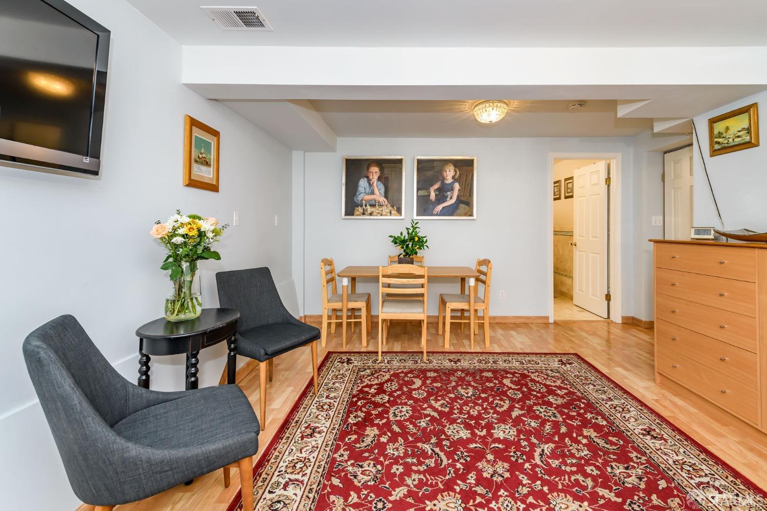 466 Point Lobos Avenue