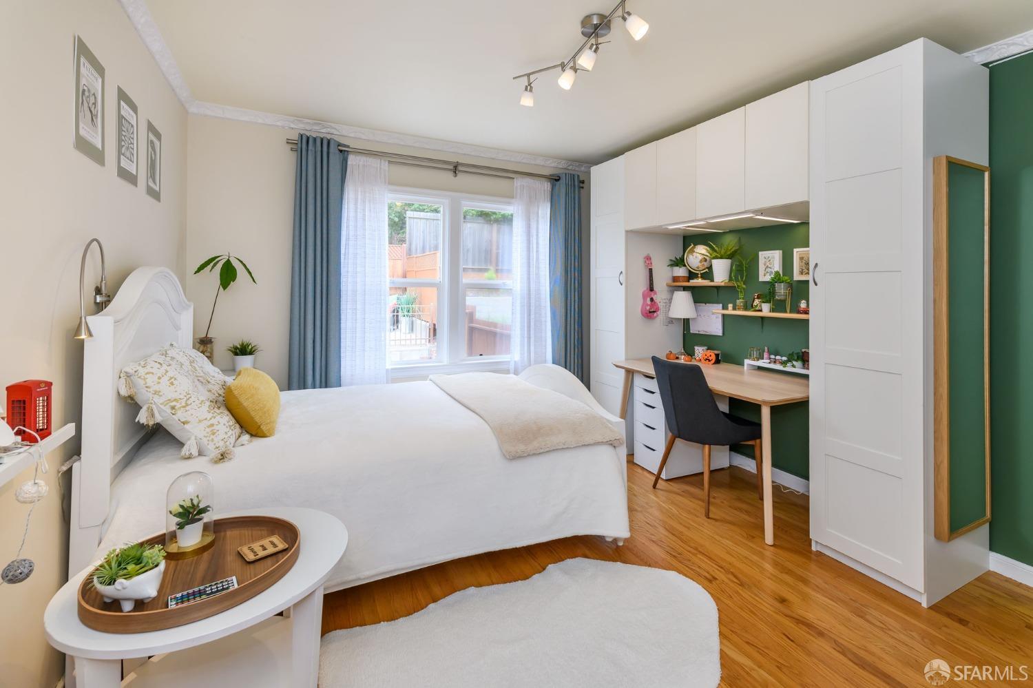 466 Point Lobos Avenue