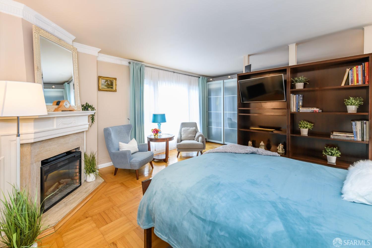 466 Point Lobos Avenue