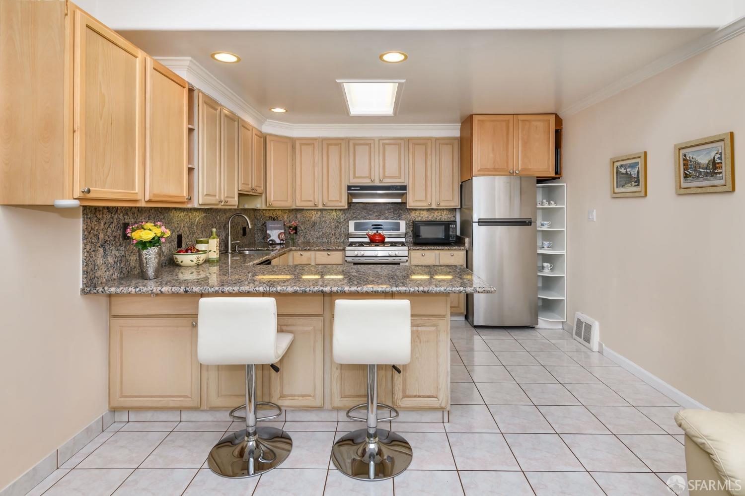 466 Point Lobos Avenue