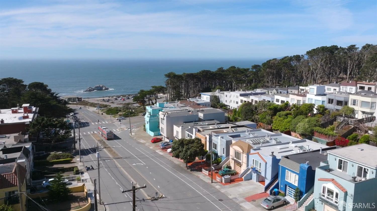 466 Point Lobos Avenue