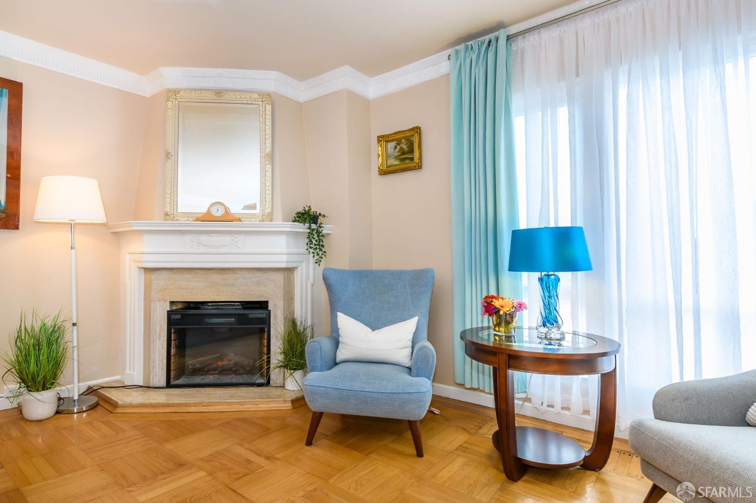 466 Point Lobos Avenue