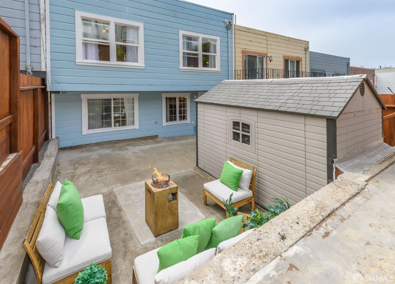 466 Point Lobos Avenue