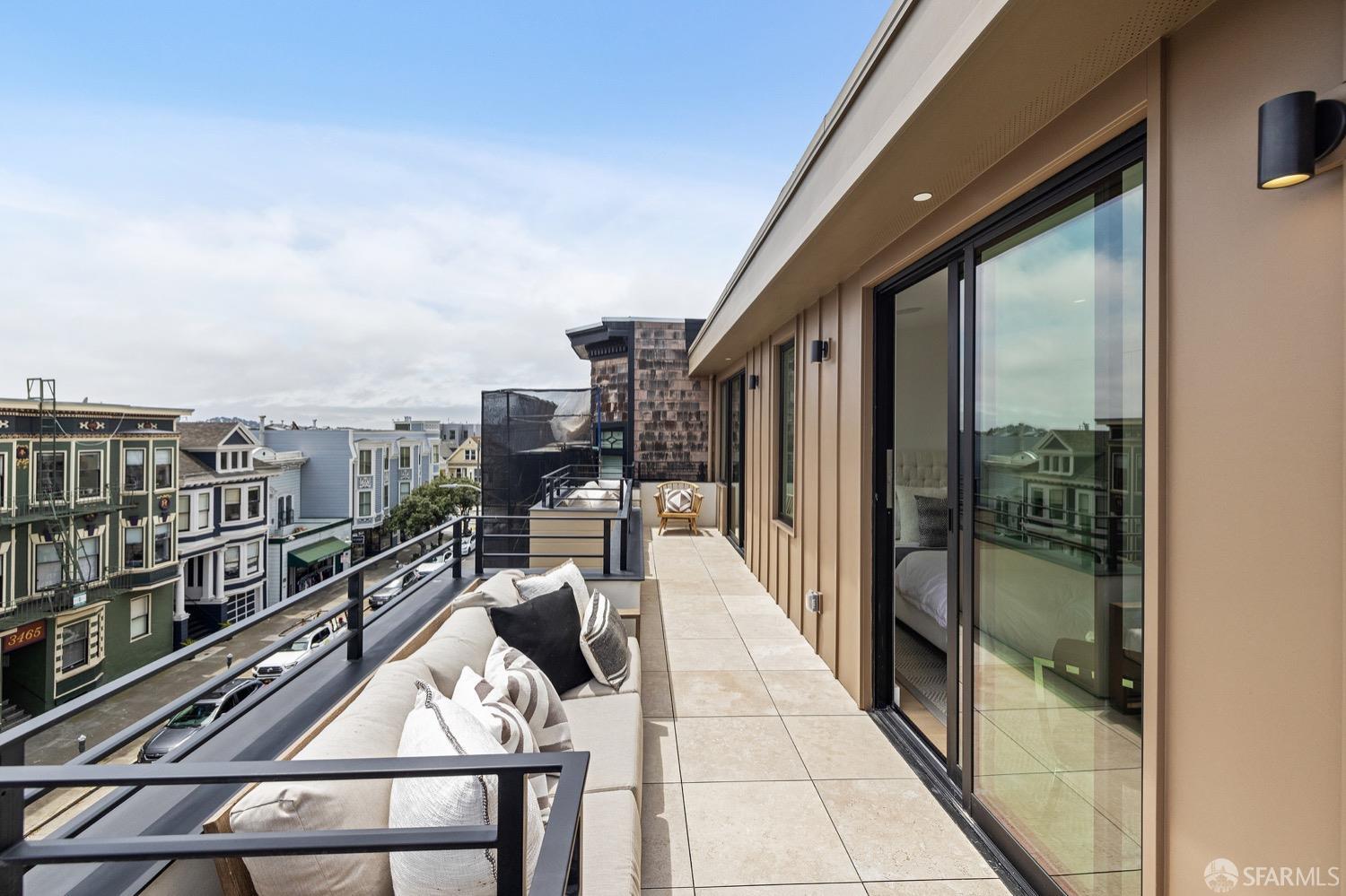 3456 Sacramento Street Unit: 5