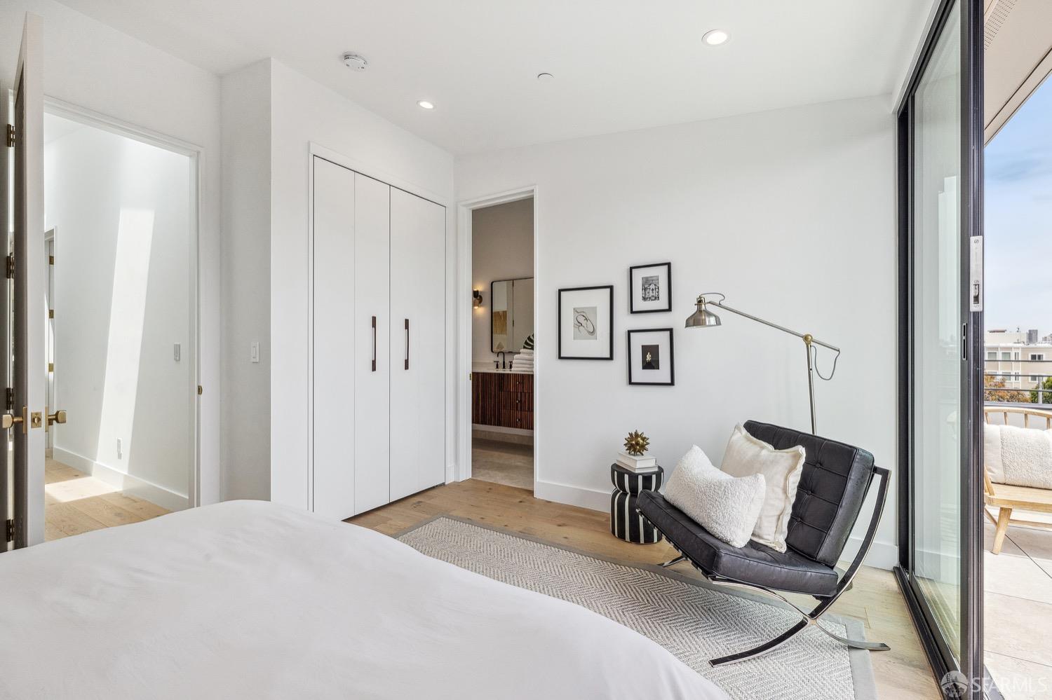 3456 Sacramento Street Unit: 5