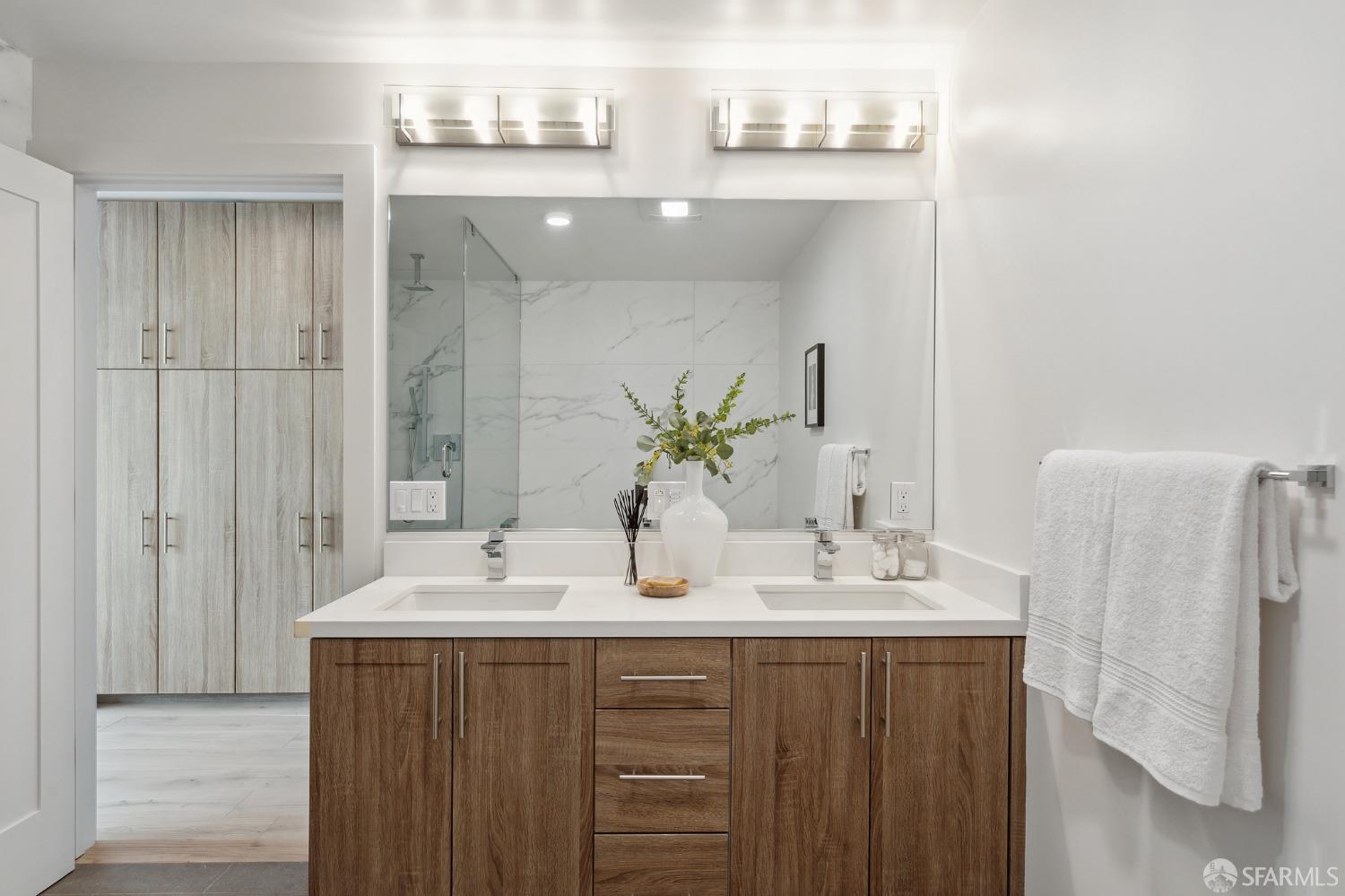 1624 Larkin Street Unit: 9