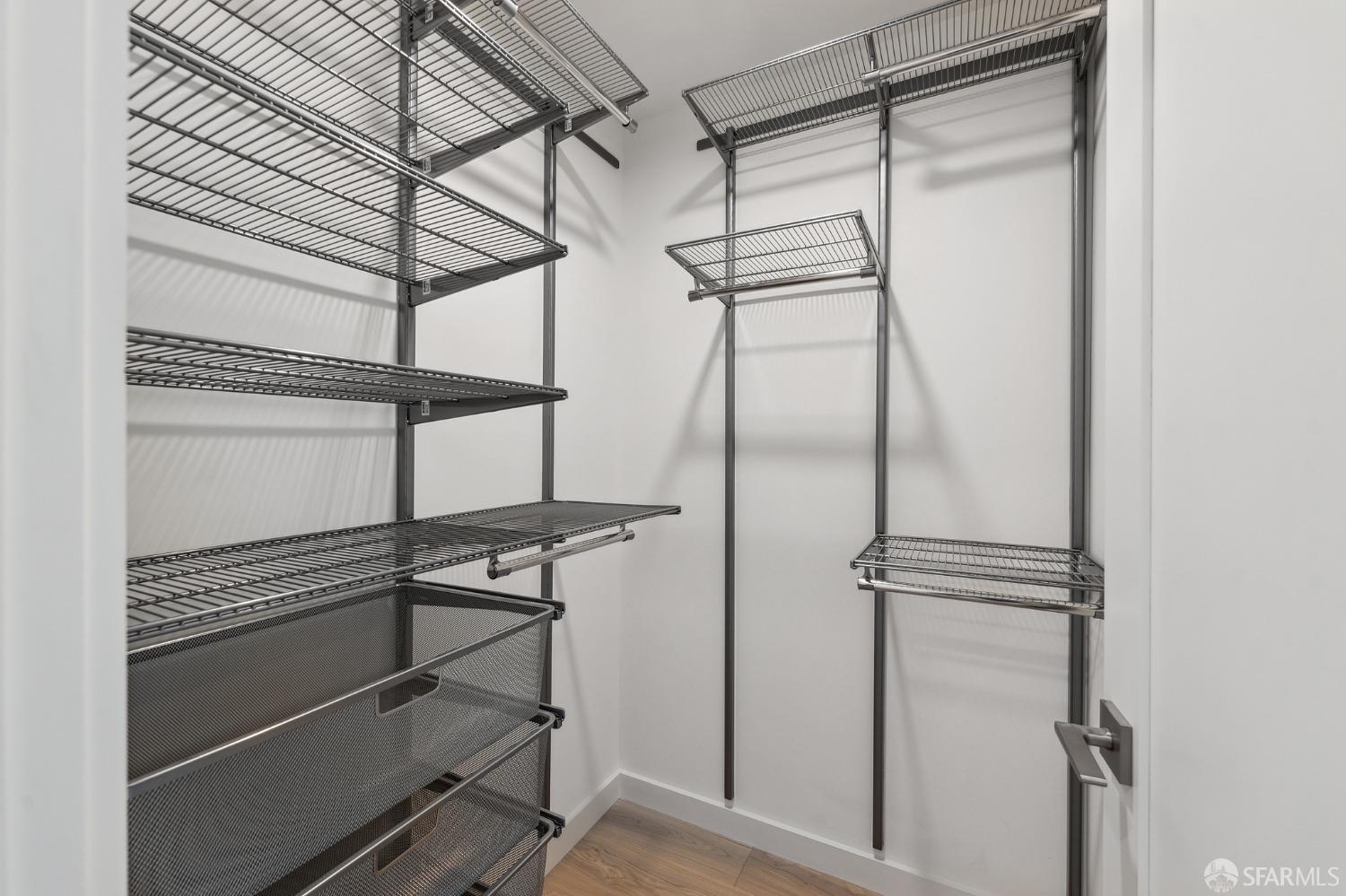 1624 Larkin Street Unit: 9