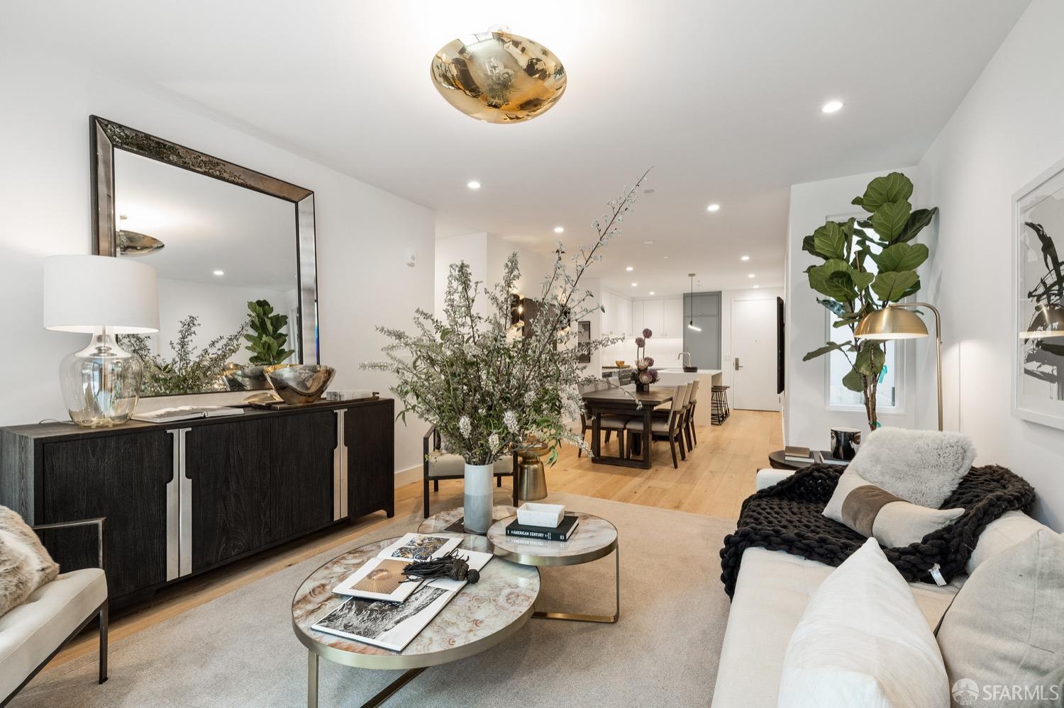 3456 Sacramento Street Unit: 4