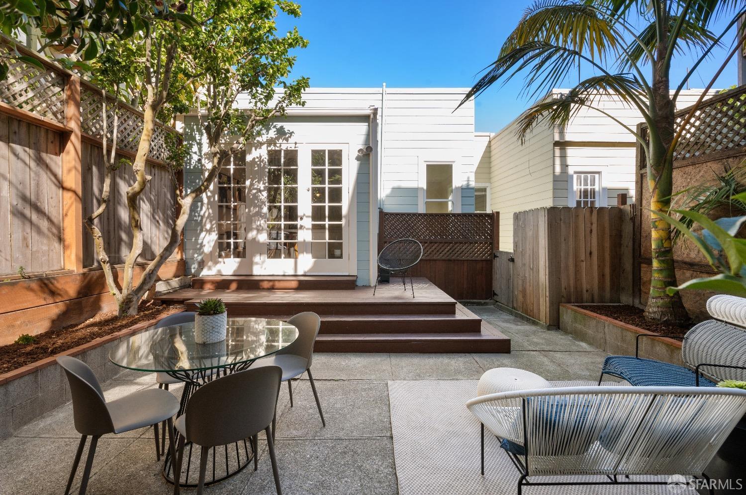 1707 Baker Street