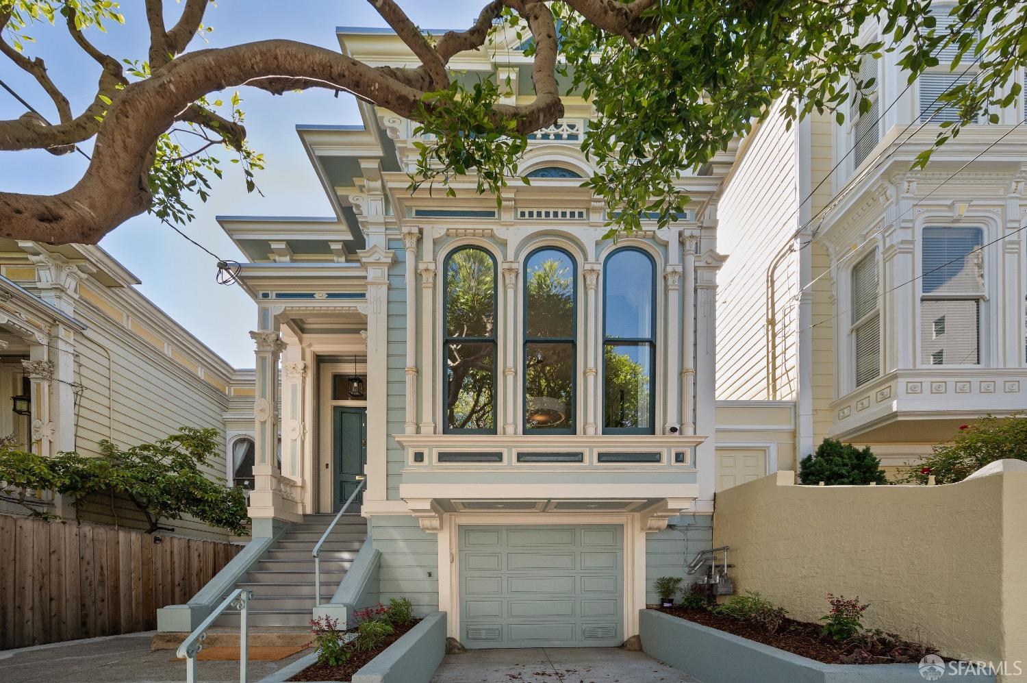 1707 Baker Street