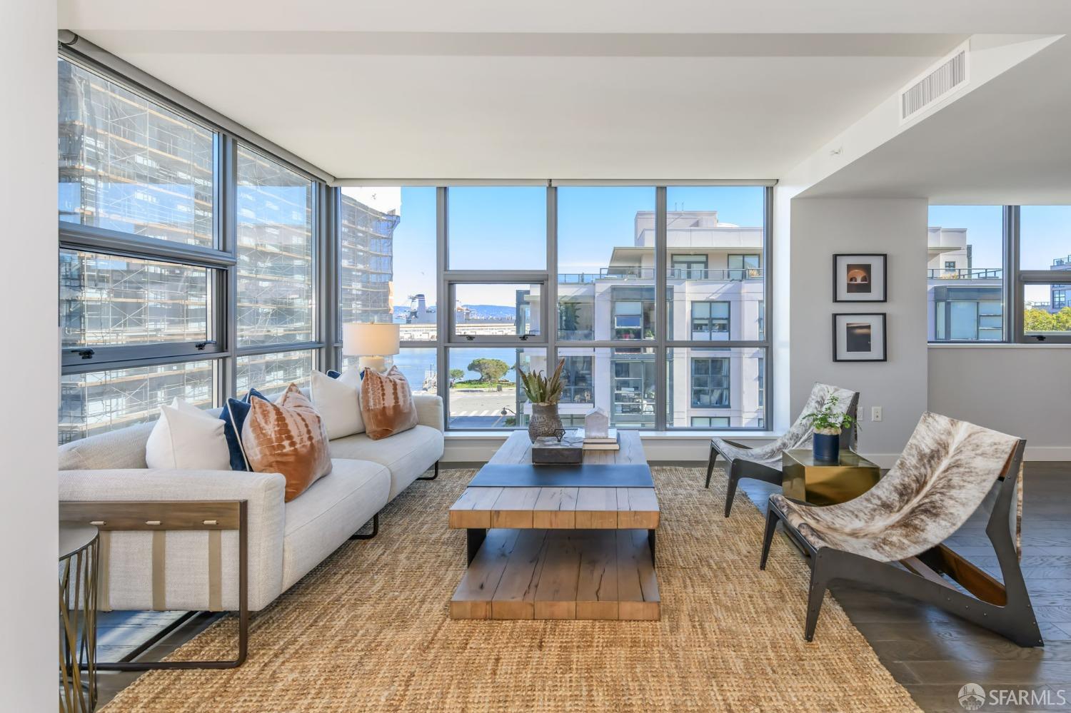 435 China Basin Street Unit: 547