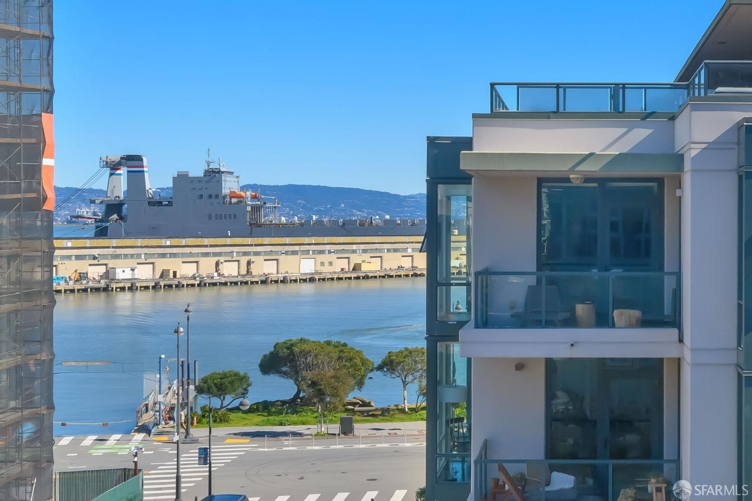 435 China Basin Street Unit: 547