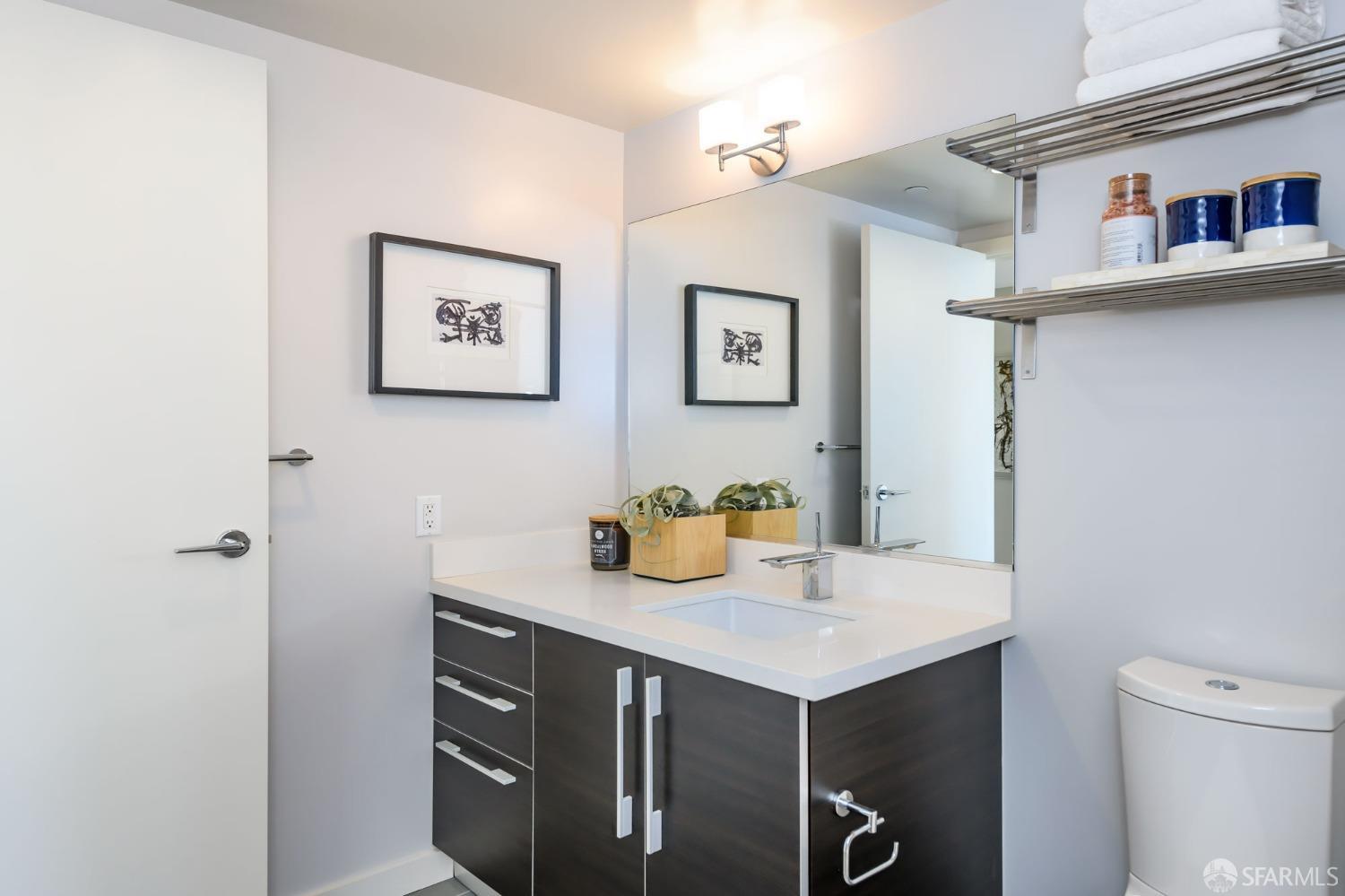 435 China Basin Street Unit: 547