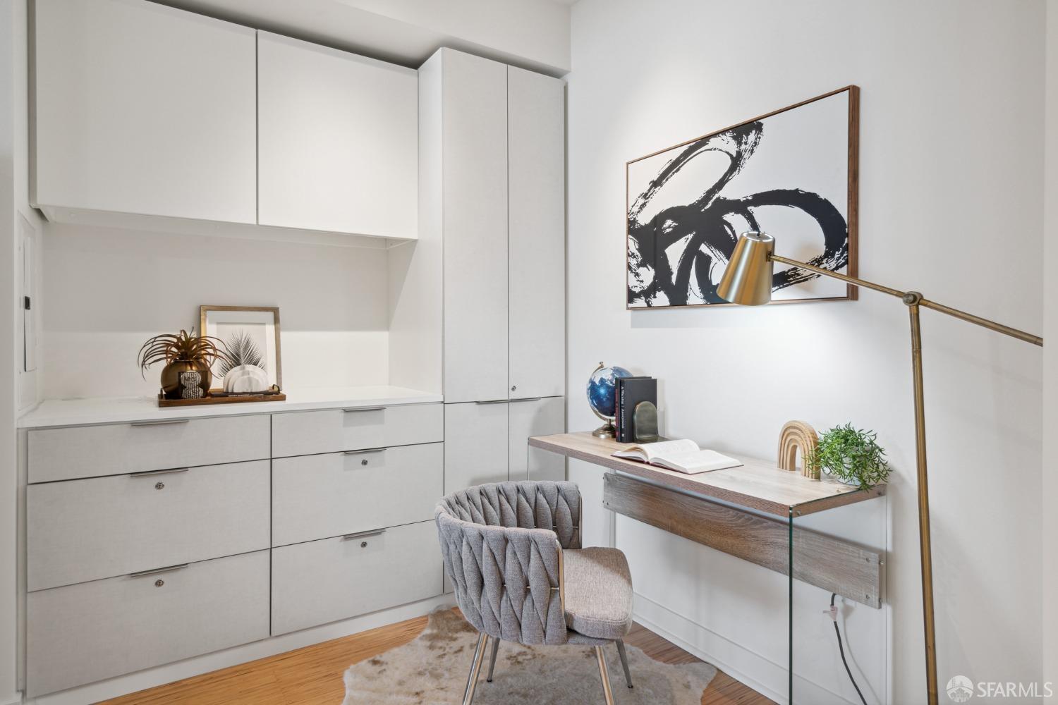 300 Berry Street Unit: 1207