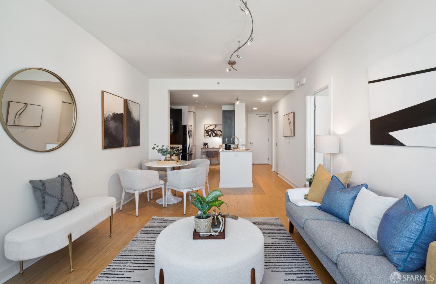 300 Berry Street Unit: 1207