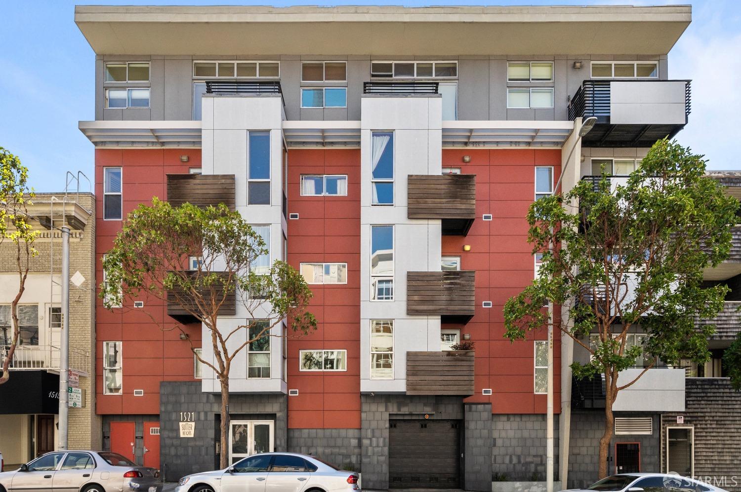 1521 Sutter Street # 302