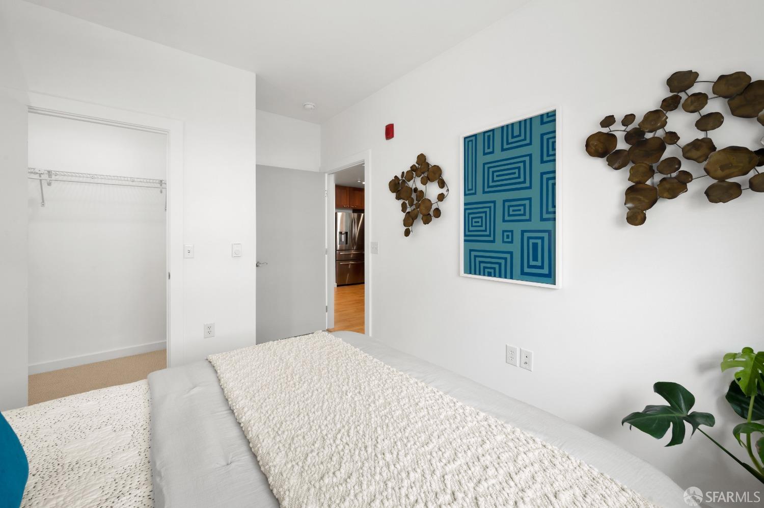 1521 Sutter Street # 302