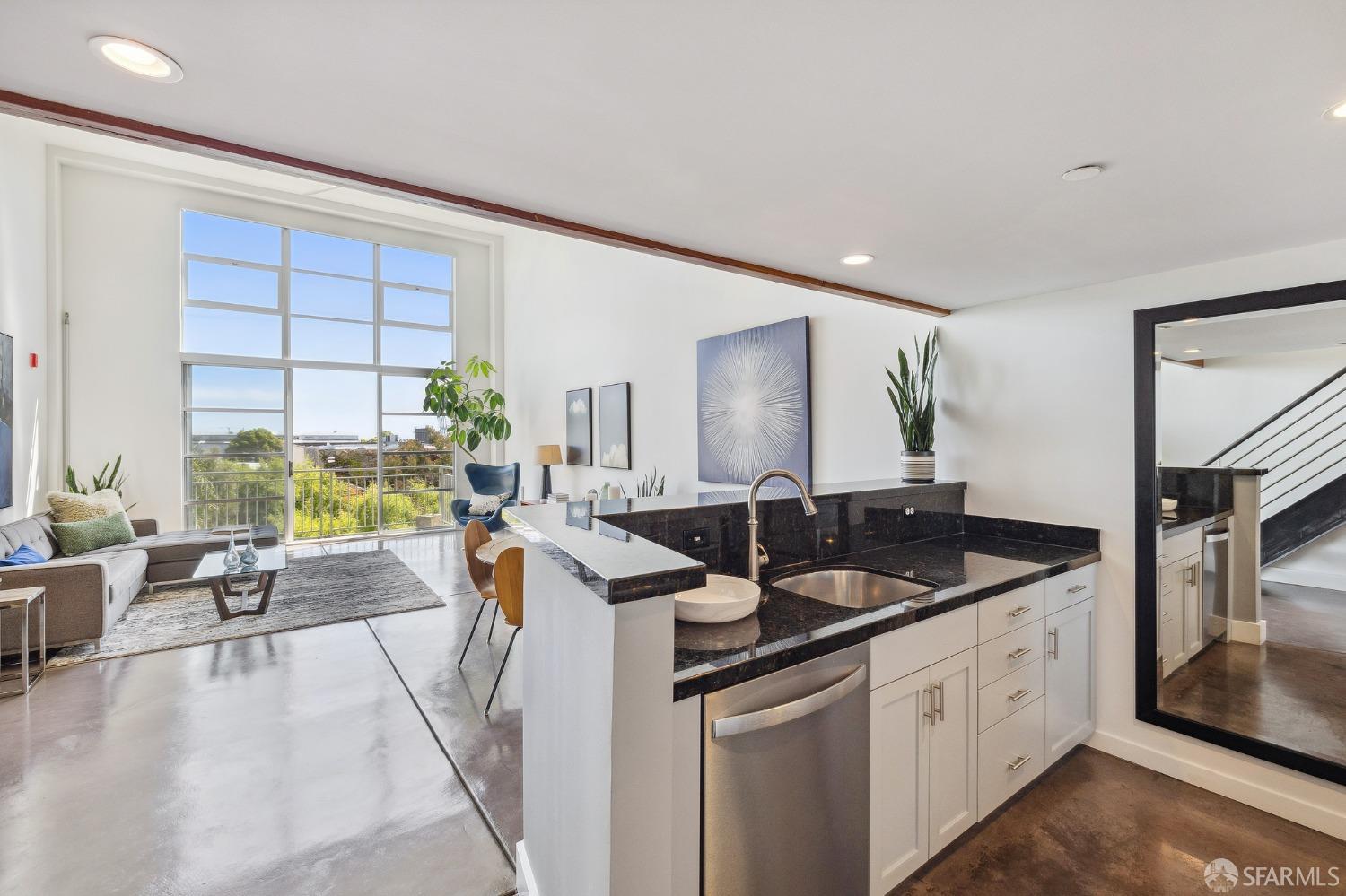 1310 Minnesota Street Unit: 204
