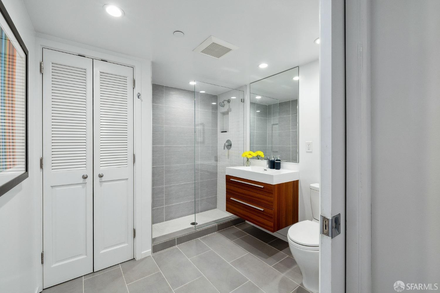 1310 Minnesota Street Unit: 204