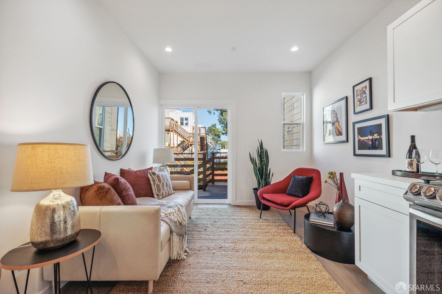 3036 Fulton Street Unit: 3